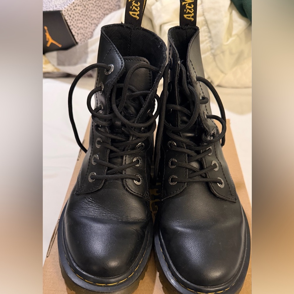 Dr. Marten’s Luana Combat Boot Size 7